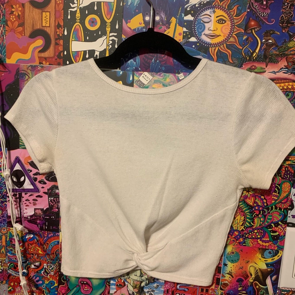 crop top